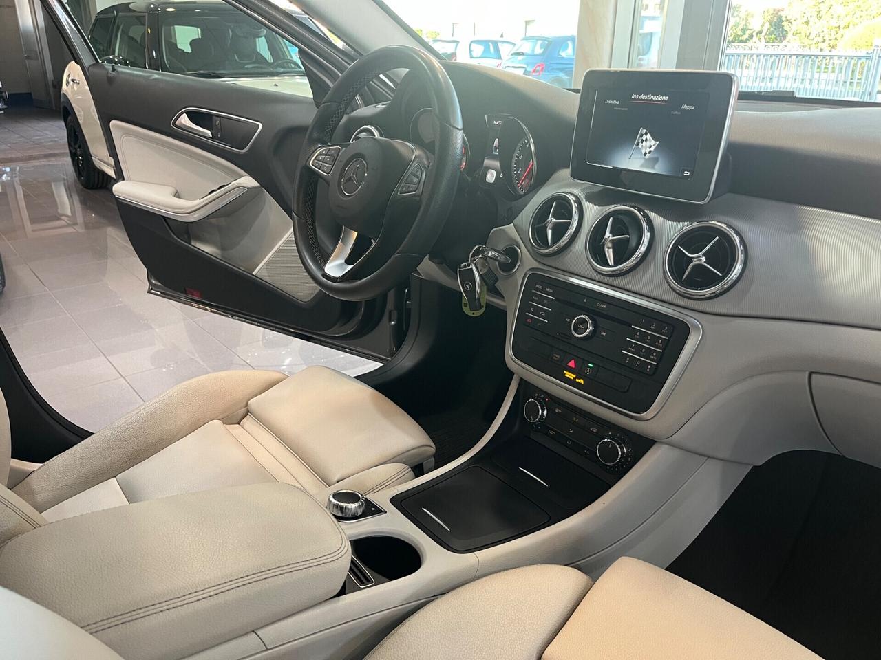 Mercedes-benz GLA 180 GLA 180 Premium auto