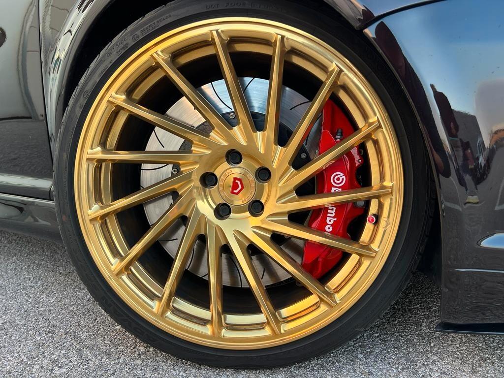 Volkswagen Golf R32