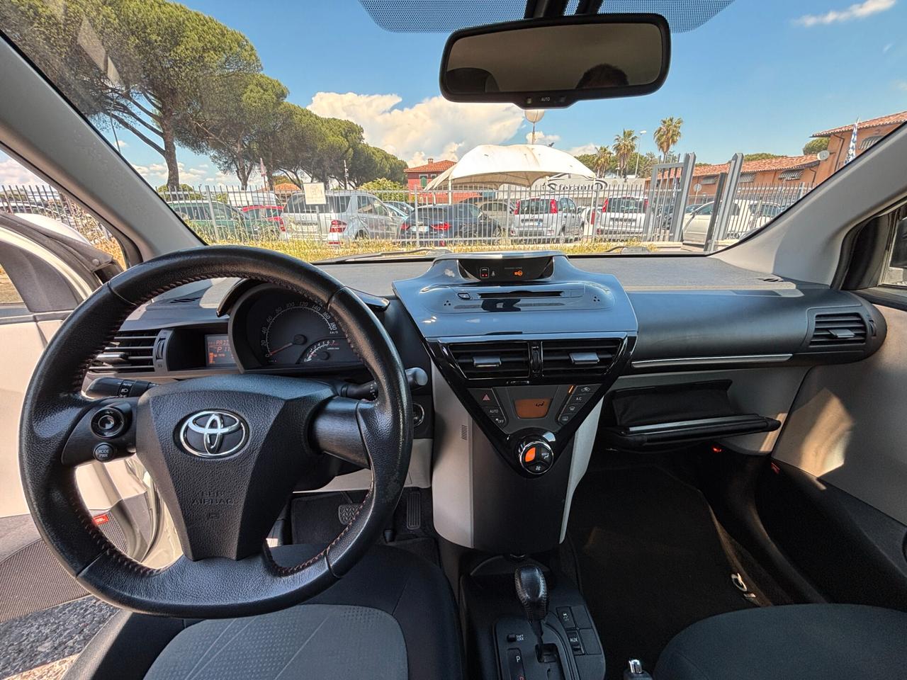 Toyota iQ 1.0 CVT Lounge AUTOMATICA SENSORI PARK EURO 5