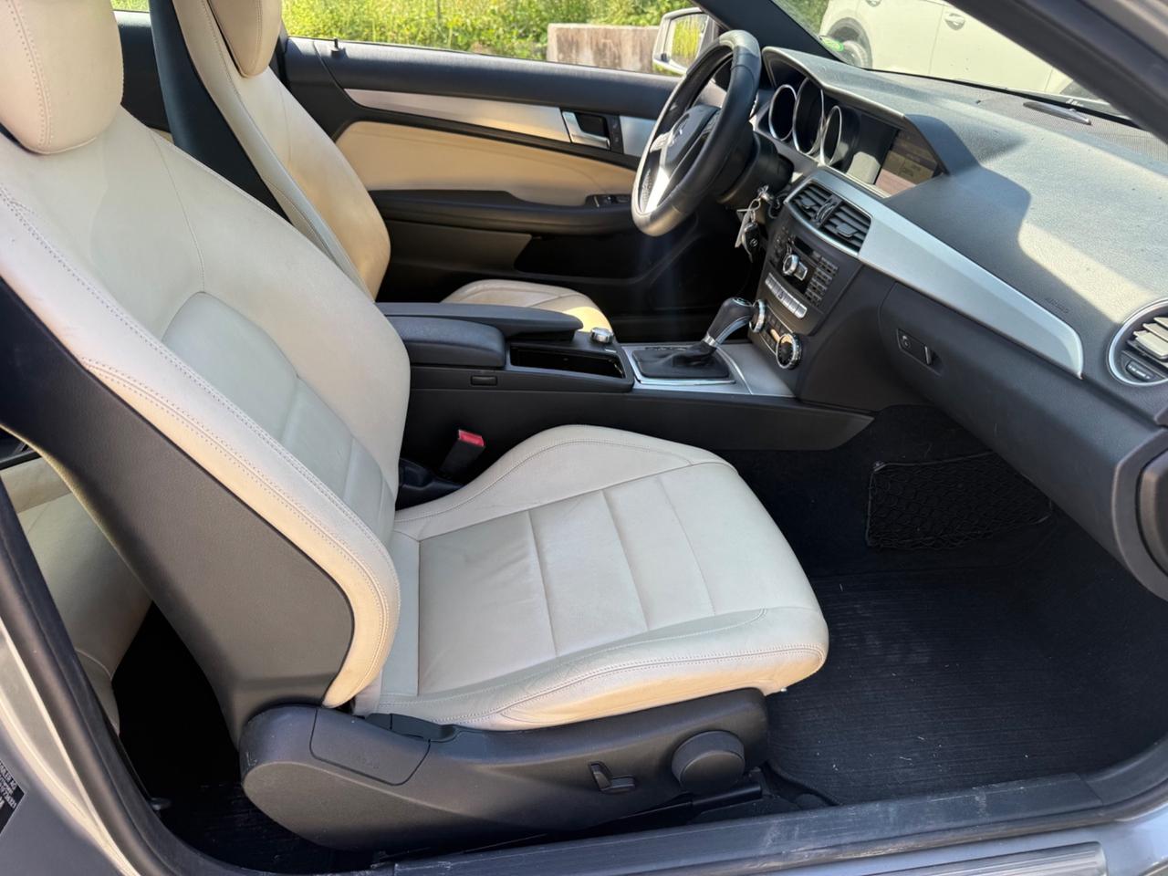 Mercedes-benz C 220 CDI BlueEFFICIENCY Elegance