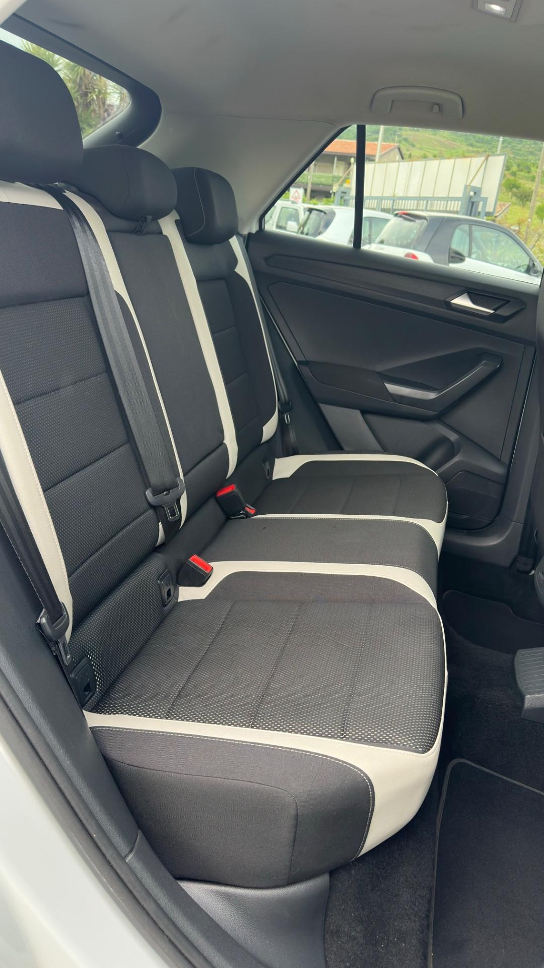 Volkswagen T-Roc 1.6 TDI SCR Advanced BlueMotion Technology