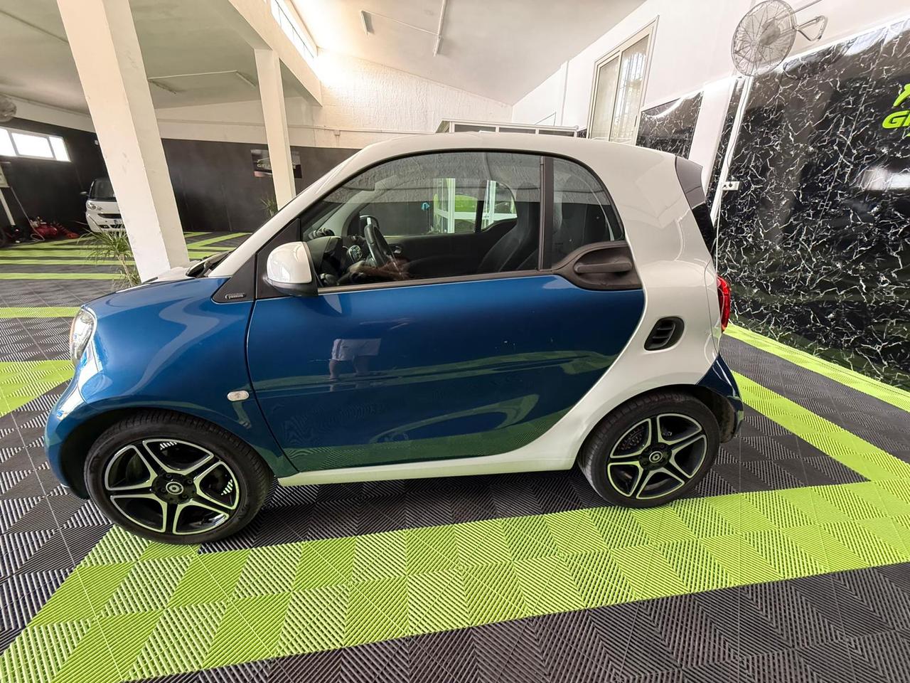 Smart Fortwo 0.9 Turbo Basis Passion