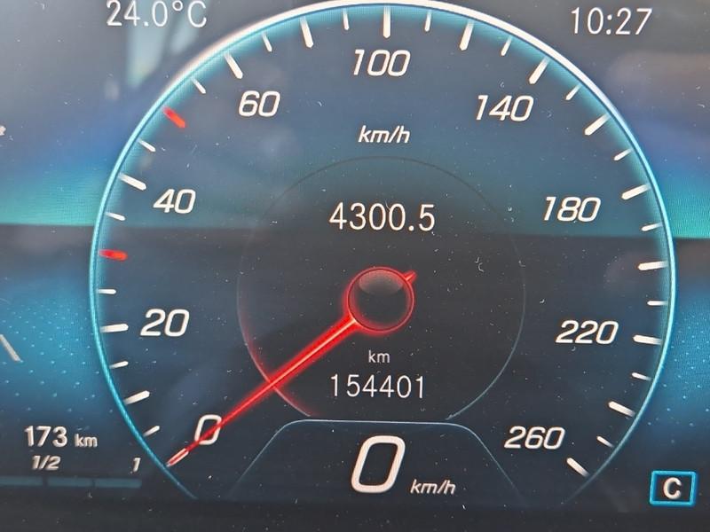 MERCEDES-BENZ GLB 180 d Automatic Business Extra