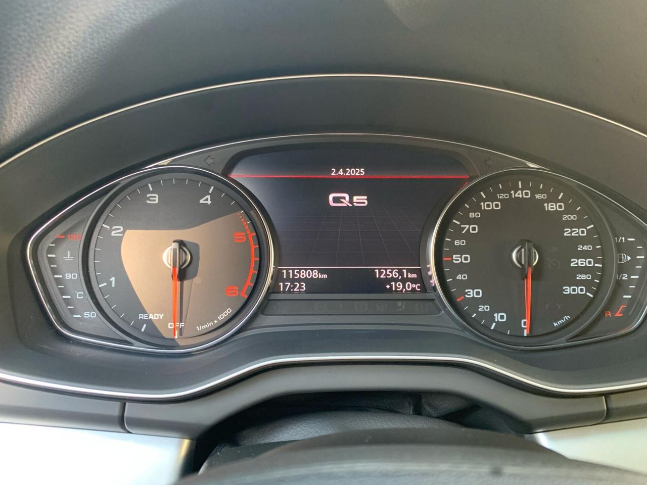 Audi Q5 35 TDI S tronic Business