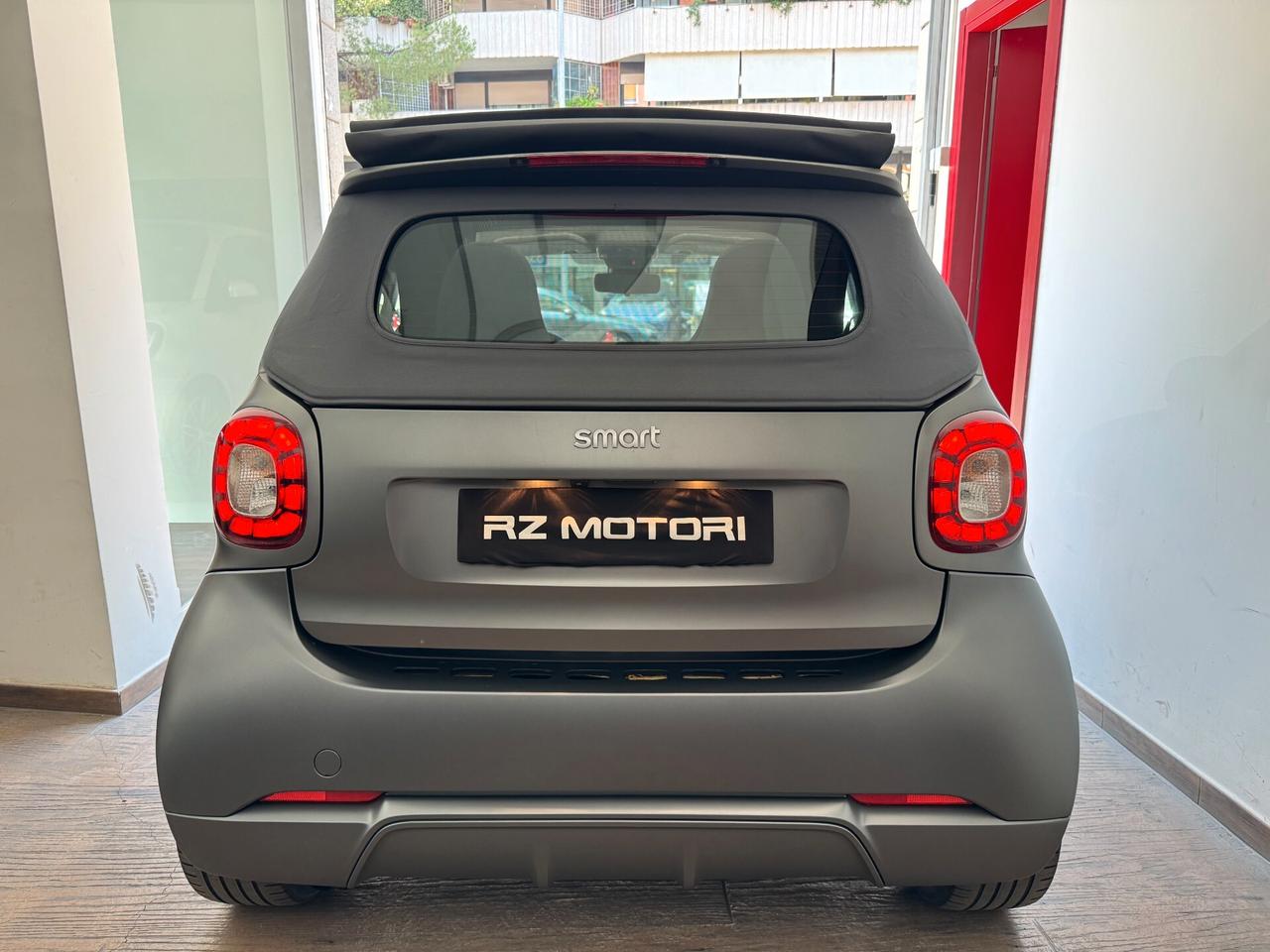 Smart ForTwo 70 1.0 twinamic cabrio Suitegrey Grey-NAVI-LED-ITALIANA-TAGLIANDI MERCEDES