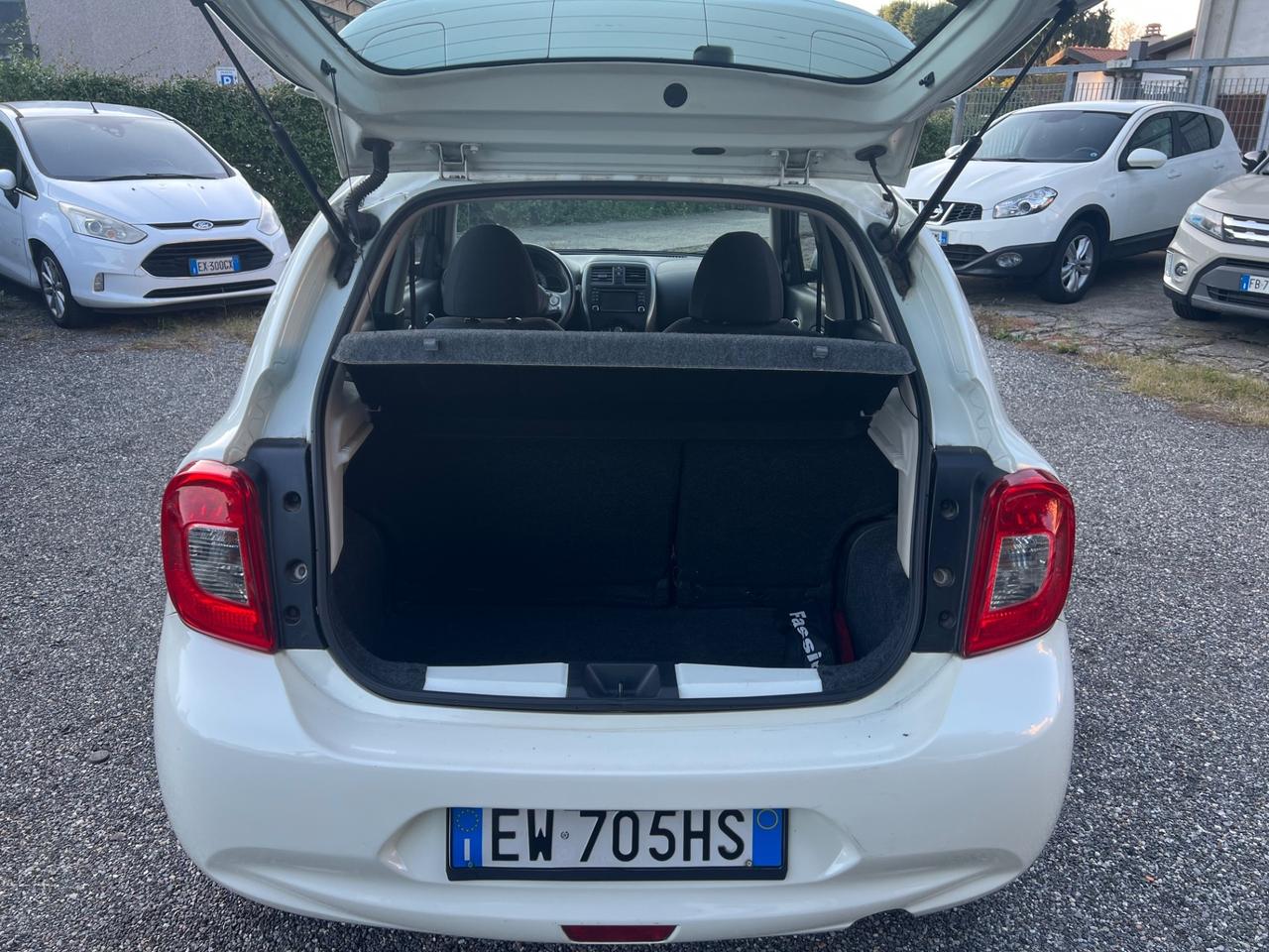 Nissan Micra 1.2 12V 5 porte Tekna*NEOPATENTATI