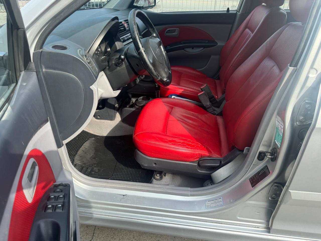 Kia Picanto 1.1 12V EX spcy 2005 automatic,pelle full