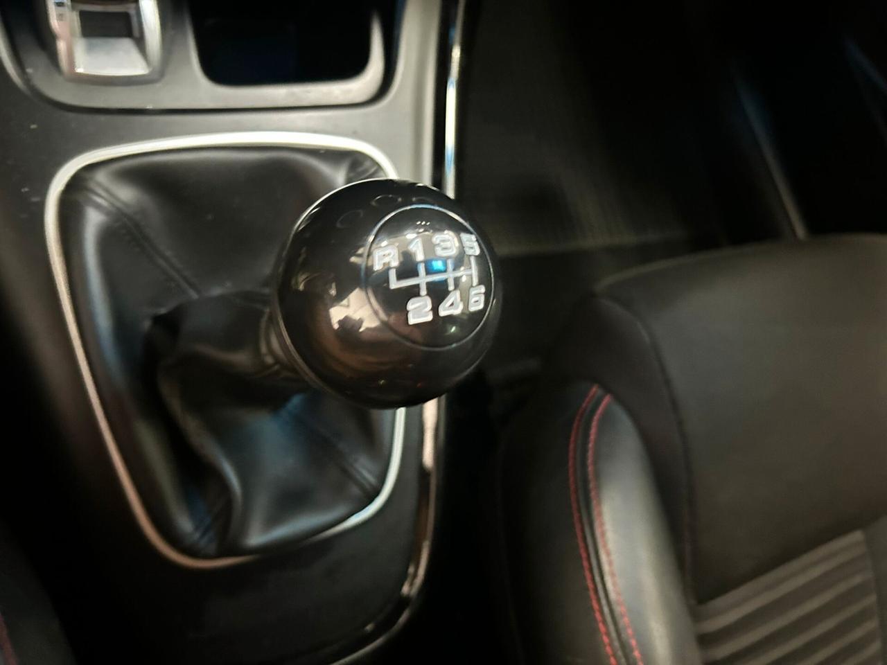 Alfa Romeo Giulietta 1.6 JTDm-2 2011