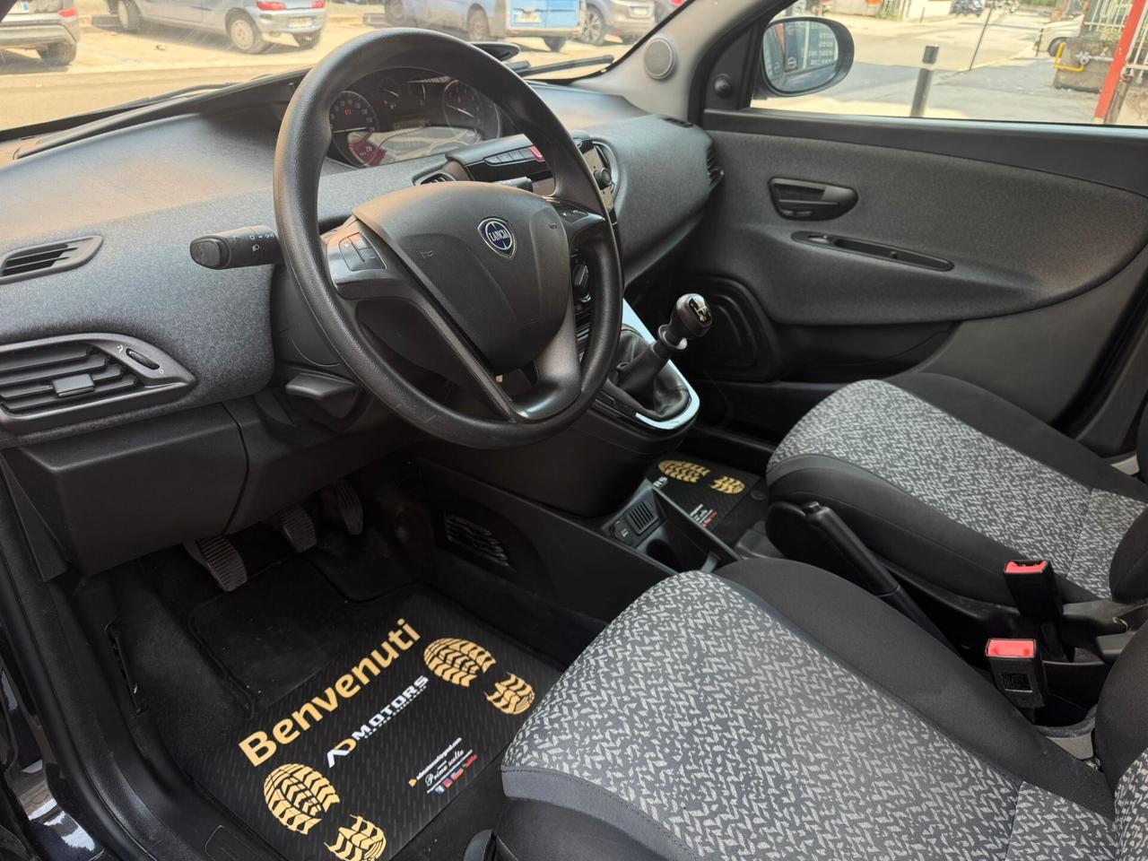Lancia Ypsilon 1.2 69 CV 5 porte GPL Ecochic Gold