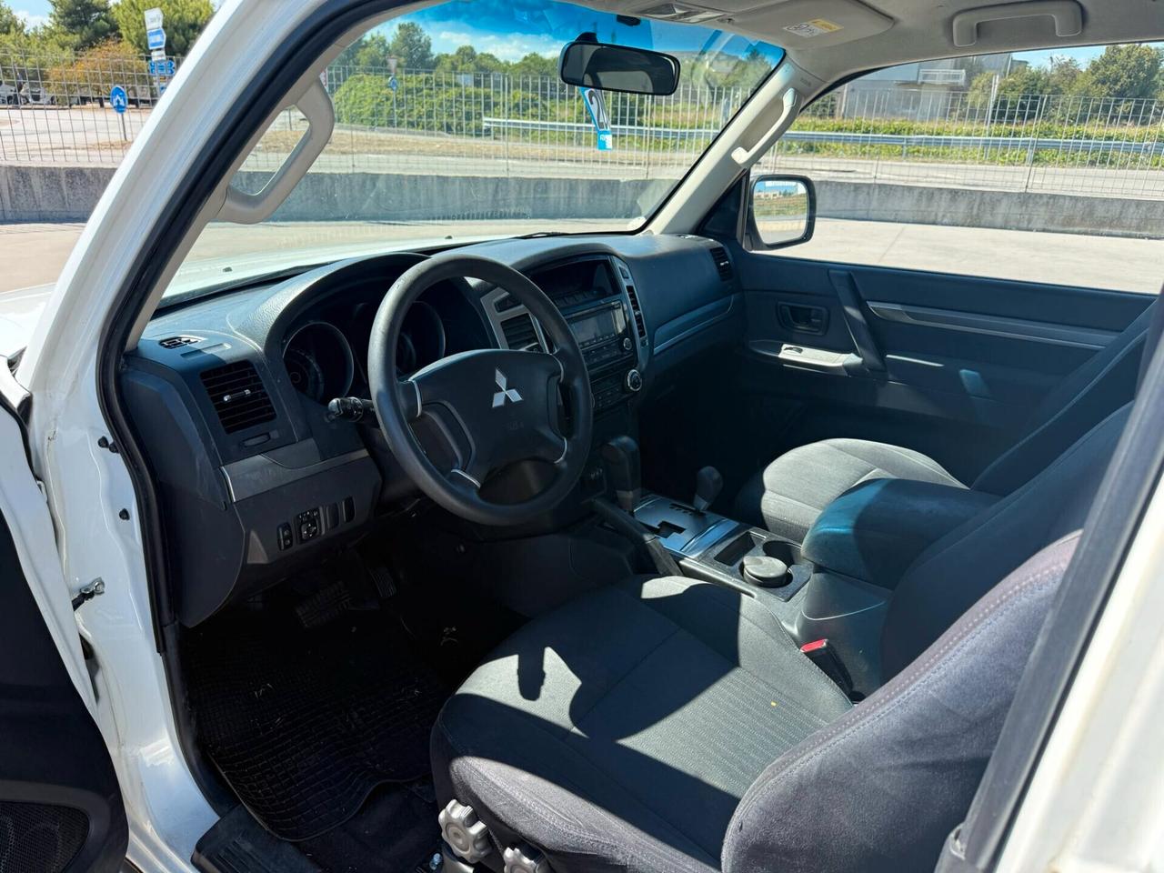 Mitsubishi Pajero 3.2 DI-D 16V aut. 3p. Instyle DPF