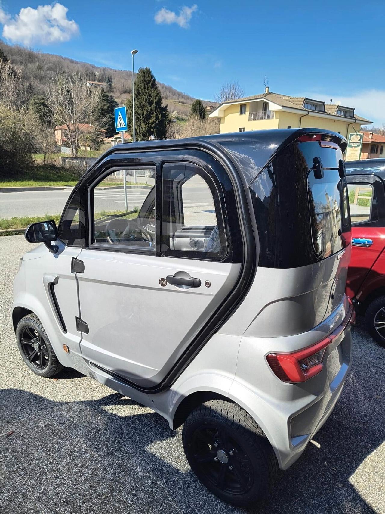 MACCHINA PER ANZIANI O PER DISABILI PRESIDIO MEDICO