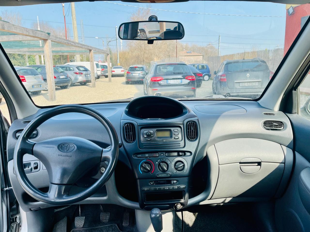 Toyota Yaris Verso 1.4 Tdi D-4D cat Luna