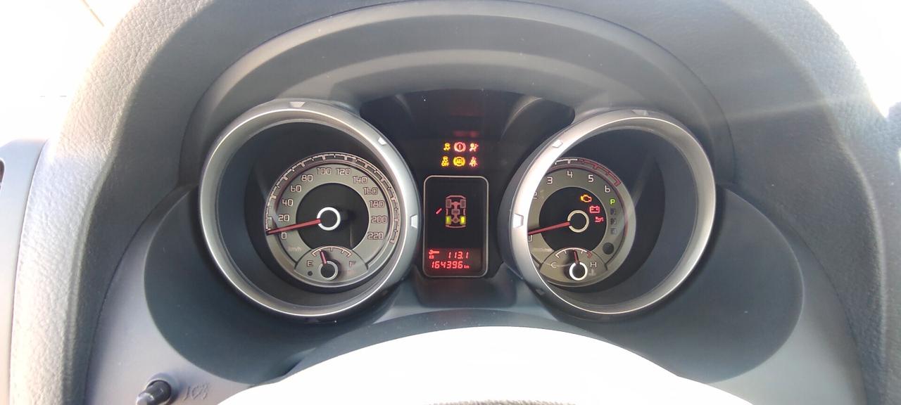 Mitsubishi Pajero 3.2 DI-D 16V aut. 3p. Invite DPF