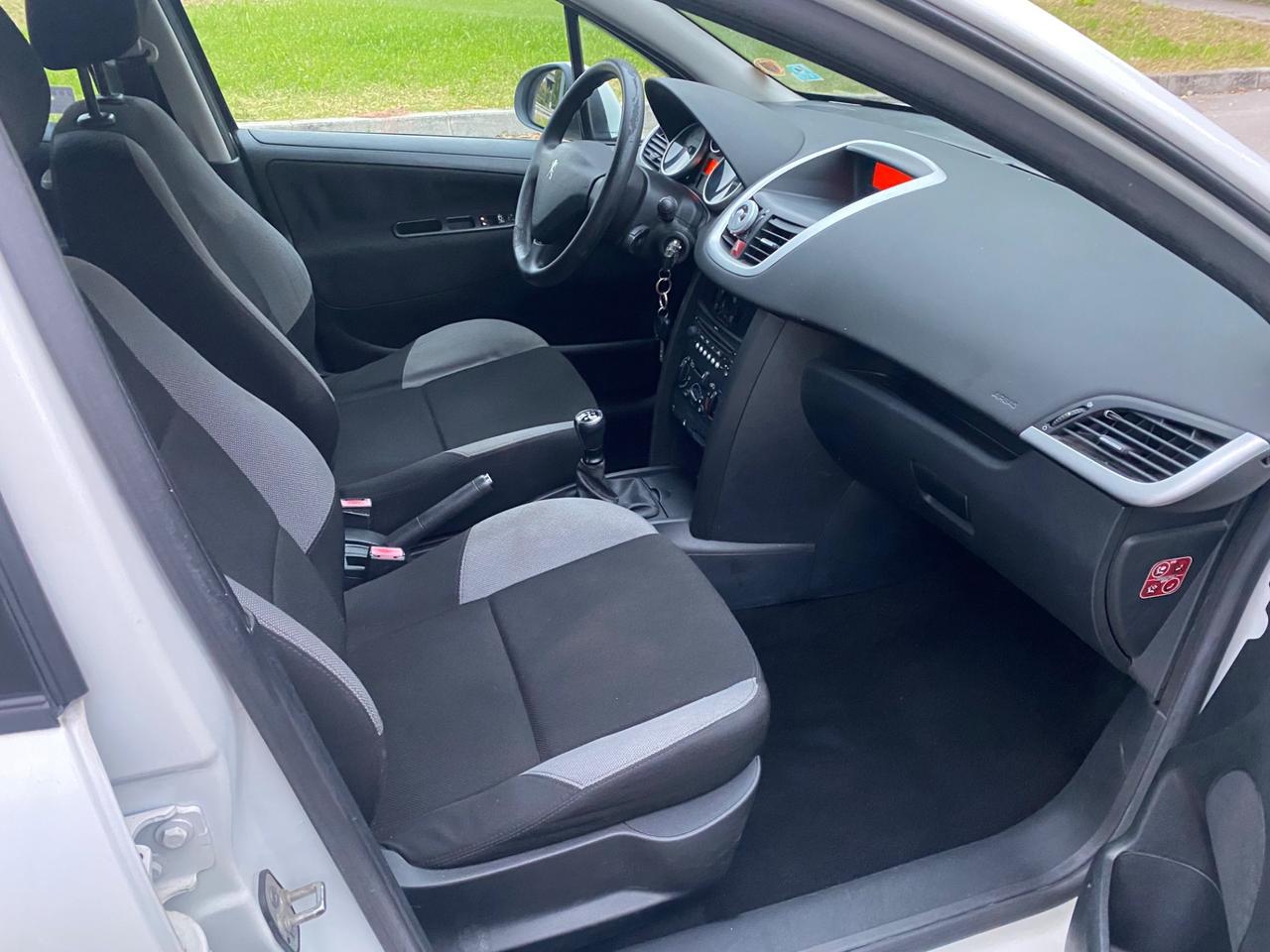 Peugeot 207 1.4 8V 75CV 5p. Energie Sport ECO GPL