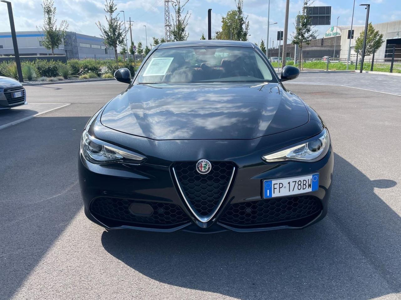 Alfa Romeo Giulia 2.2 Turbodiesel 210 CV AT8 AWD Q4 Veloce Ti