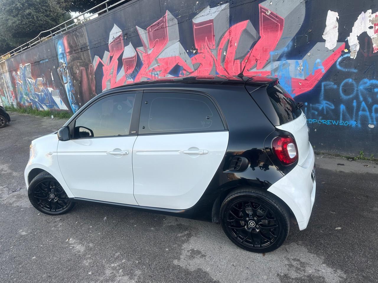 SMART FORFOUR 90CV AUT+F1+LED+TETTO+B.SHAFT