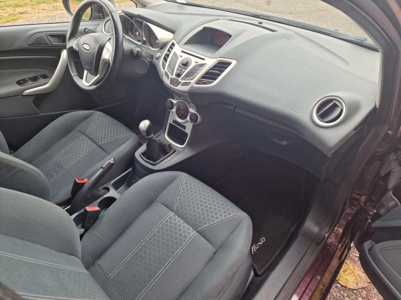 Ford Fiesta 1.2 82cv 5p