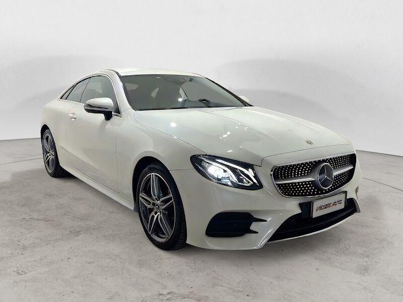 Mercedes-Benz Classe E Cpé E 220 d 4Matic Premium Plus