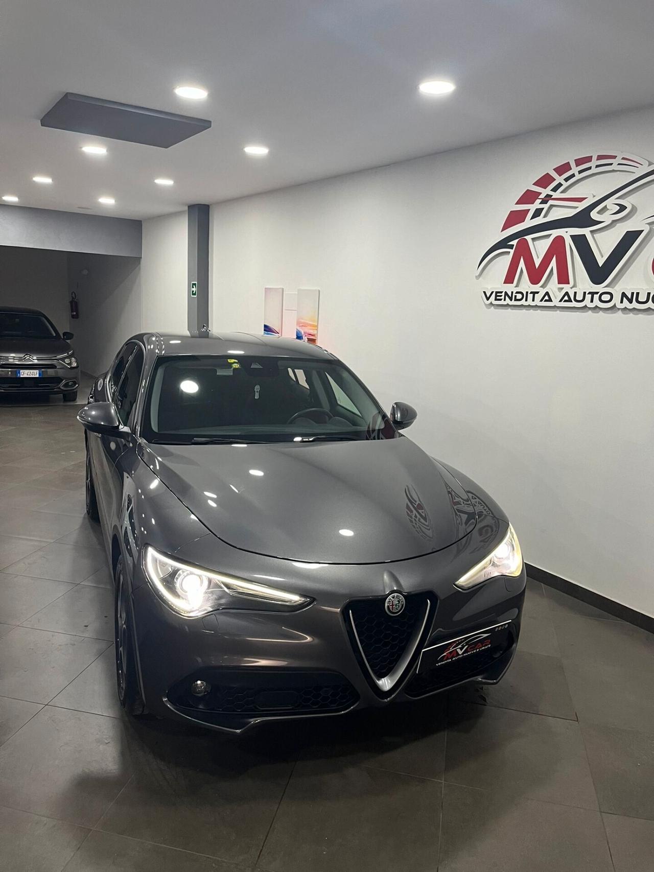 Alfa Romeo Stelvio 2.2 Turbodiesel 160 CV AT8 RWD Sport-Tech