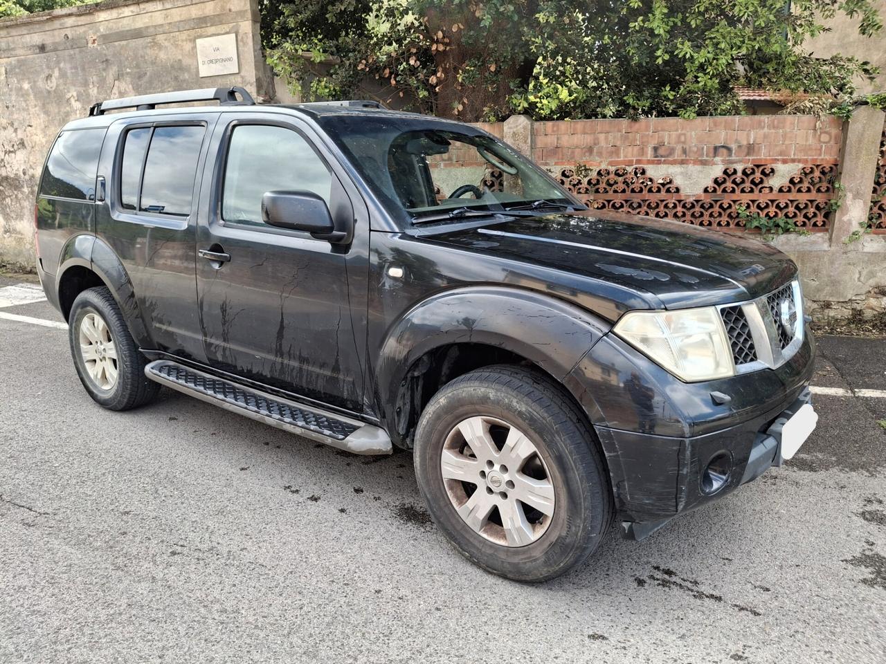 Nissan Pathfinder 2.5 dCi SE