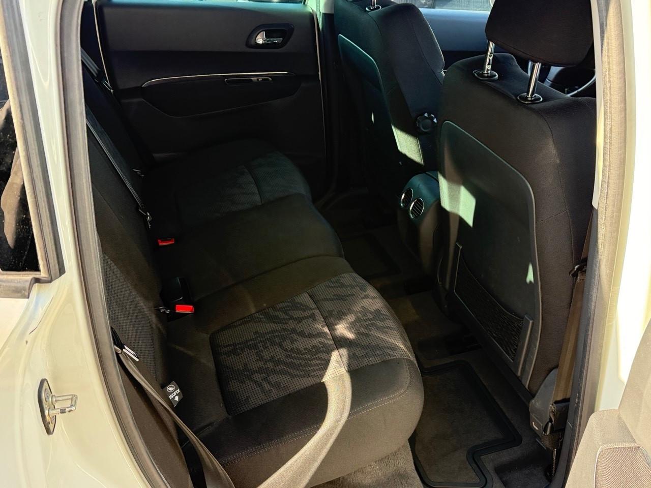 Peugeot 3008 1.6 HDi 112CV