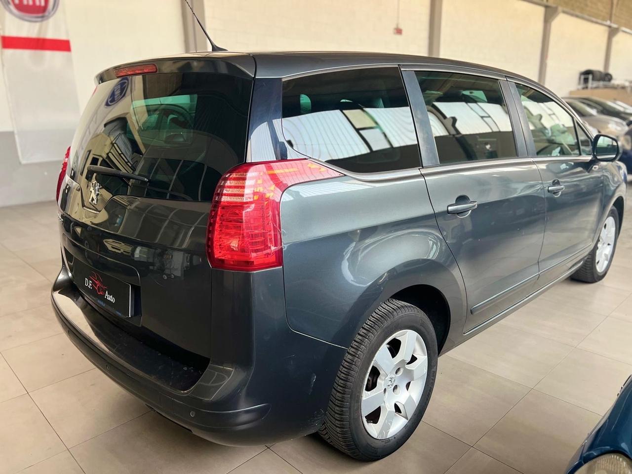 Peugeot 5008 1.6 HDi 112CV Business
