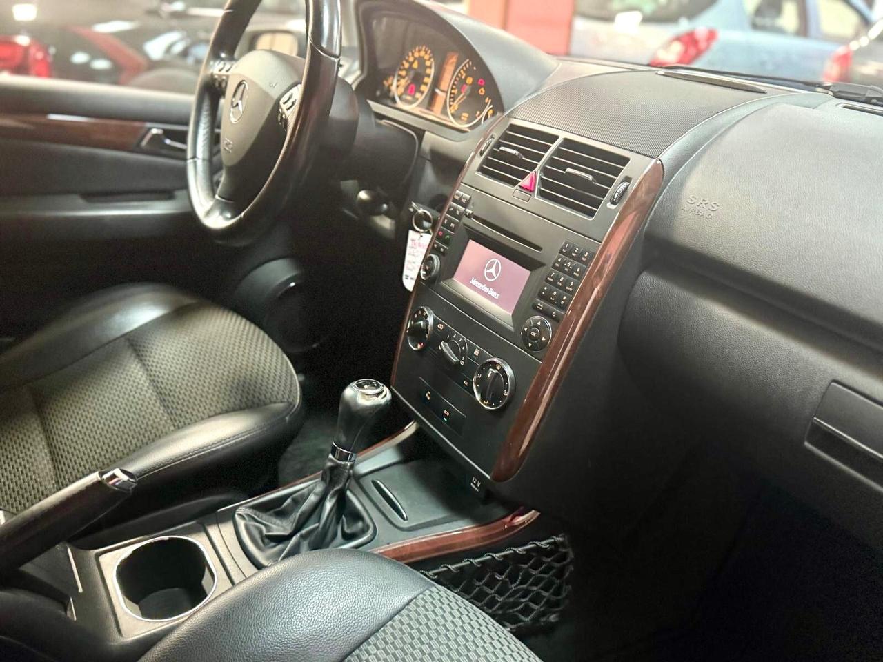 Mercedes-benz A 160 benzina €5 OK NEOPATENTATI solo 75.000km!!!