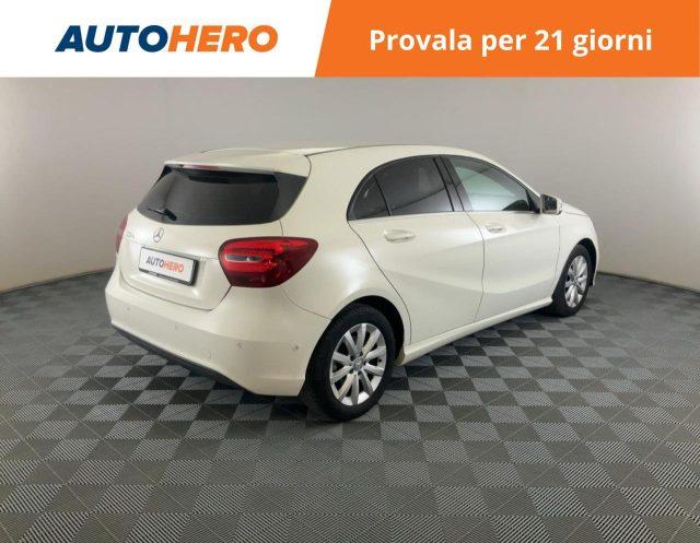 MERCEDES-BENZ A 180 d Automatic Business