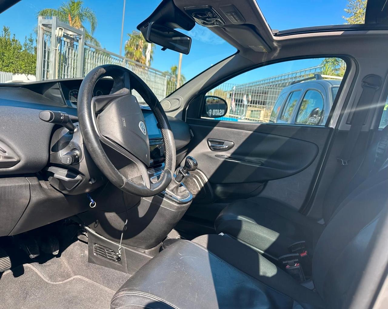 Lancia Ypsilon 900 twinair Gpl Platino-2011