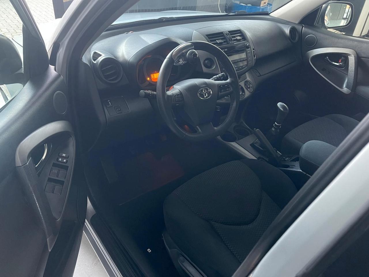 Toyota RAV 4 RAV4 Crossport 2.2 D-4D 150 CV Lounge