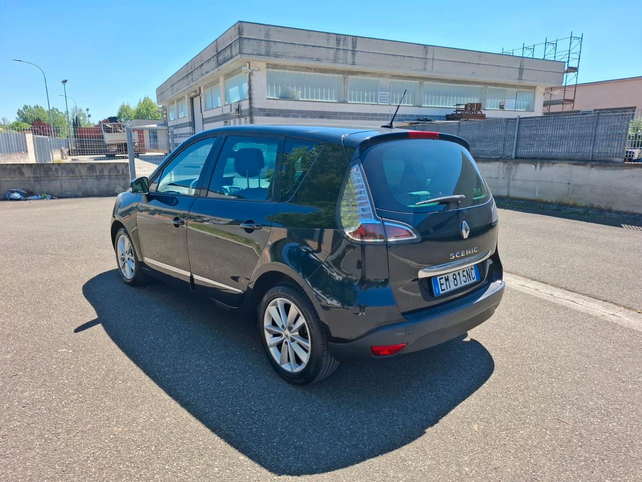 Renault Scenic 1.5 dCi del 2012 SOLO 96.000 KM