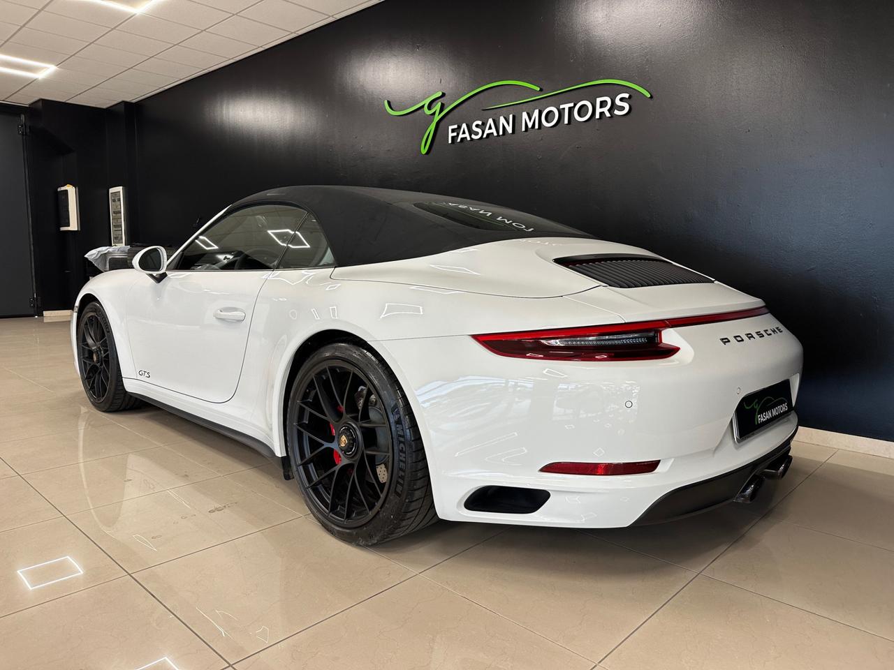 Porsche 911 Cabrio 3.0 Carrera 4 GTS auto