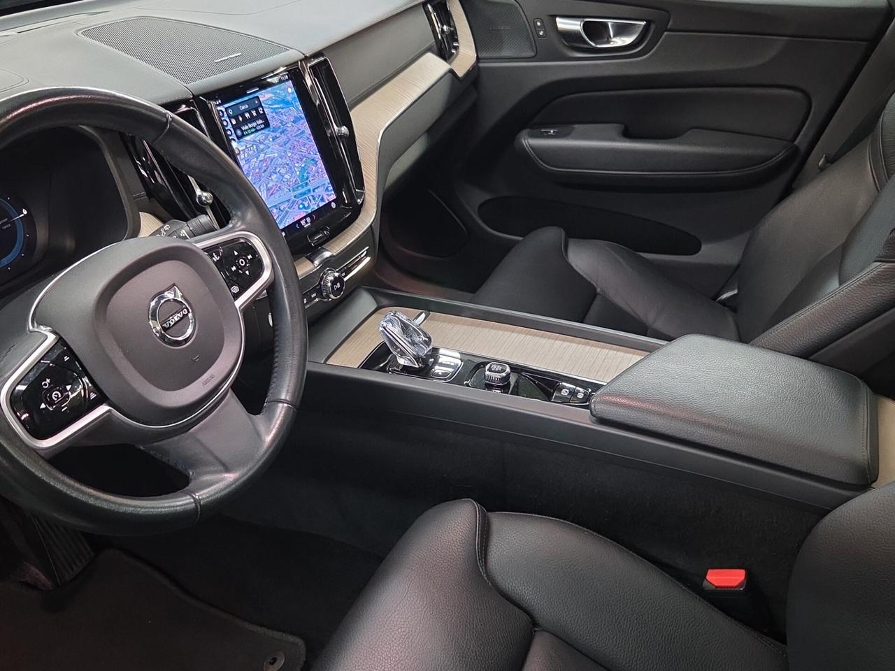 Volvo XC 60 XC60 T6 Recharge Plug-in Hybrid AWD Inscription
