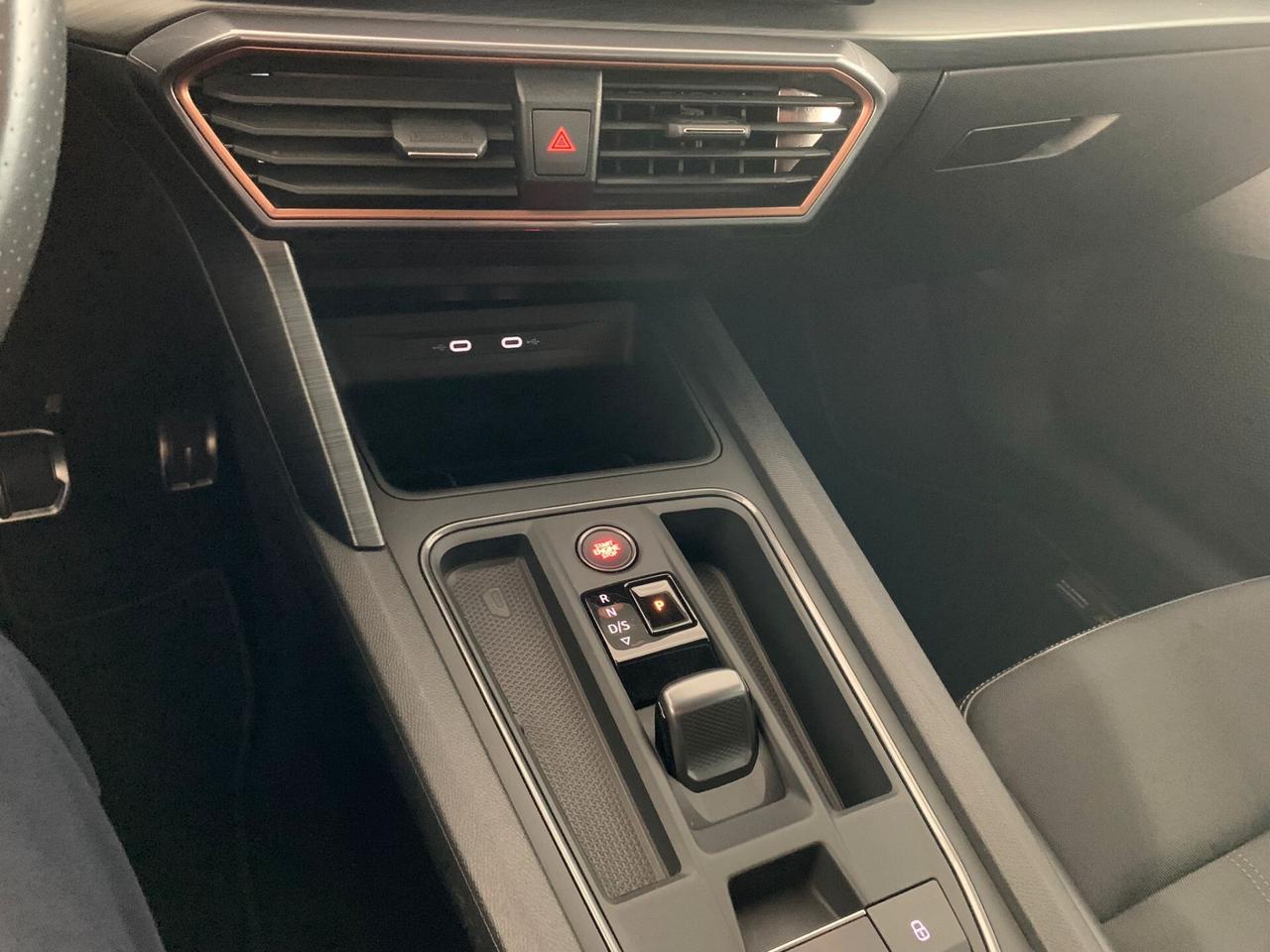 Cupra Leon SPORT TOURER 1.5 Hybrid 150 CV DSG