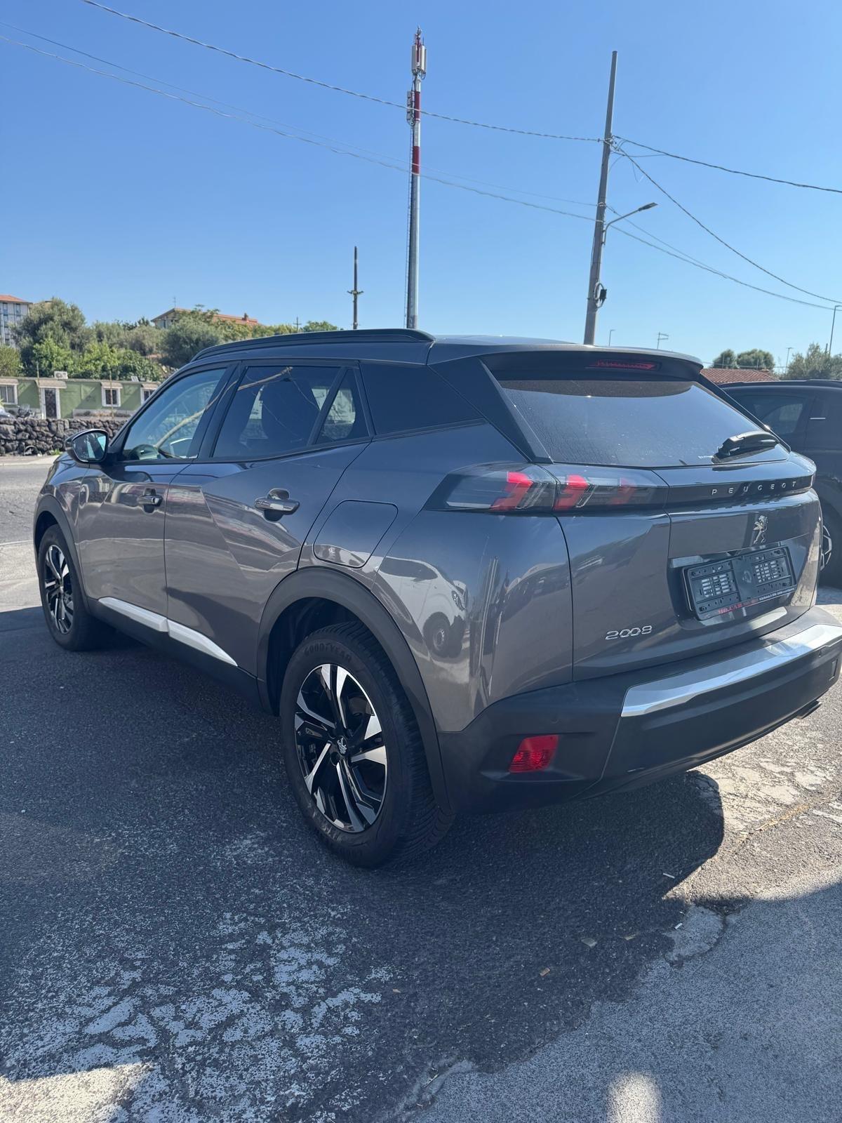 Peugeot 2008 BlueHDi 130 S&S EAT8 GT