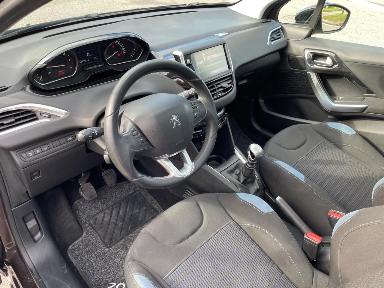 Peugeot 208 1.6 e-HDi 115 CV Stop&Start 5 porte Allure*Neo patentati *