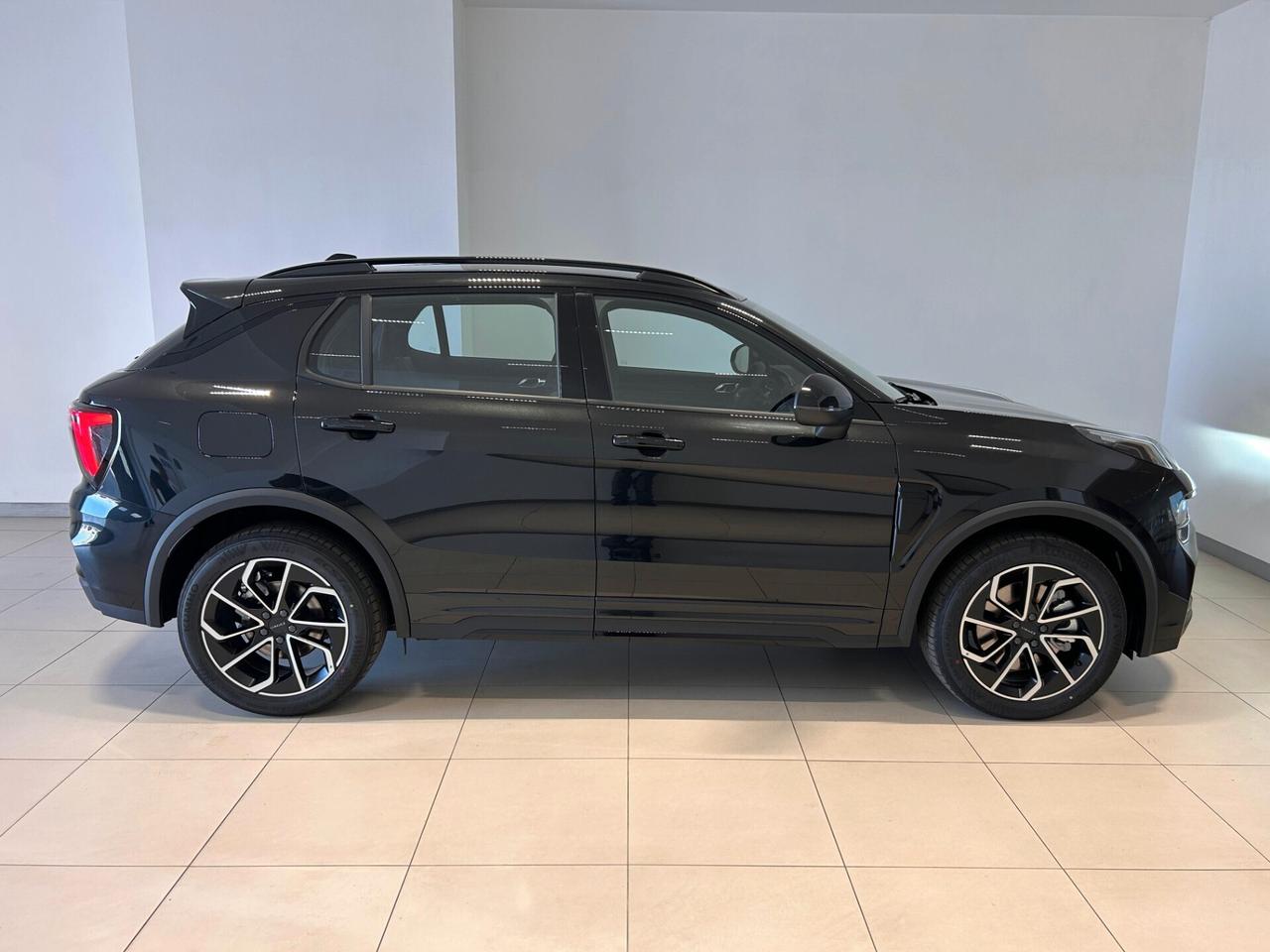 Lynk&co 01 PHEV Core