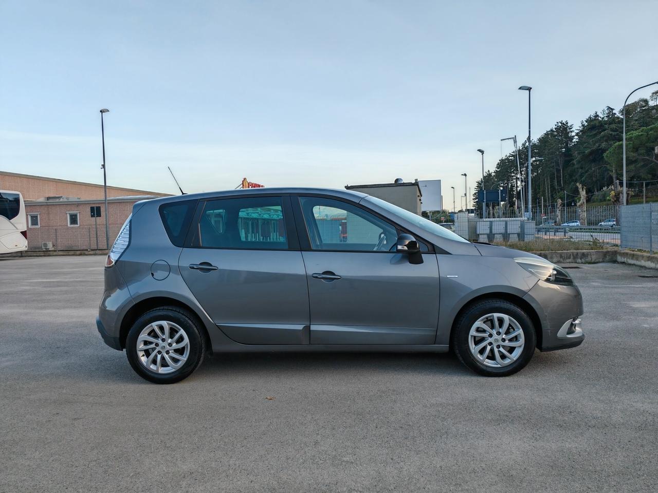 Renault Scenic Scénic XMod Cross 1.5 dCi 110CV EDC Energy
