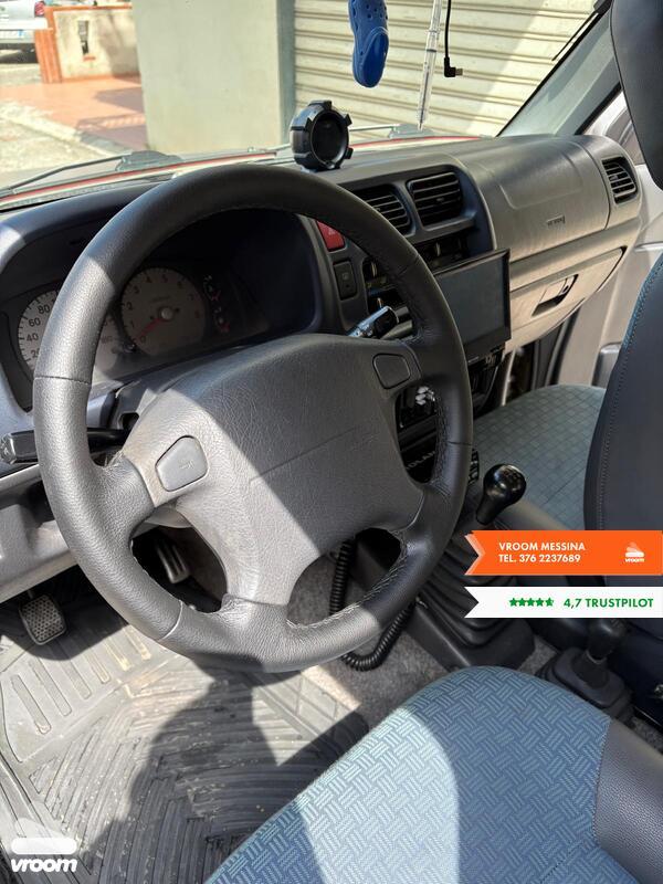 SUZUKI Jimny 3ª serie Jimny 1.3i 16V cat 4WD JLX