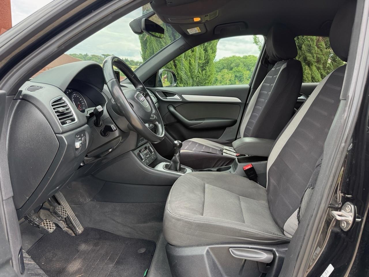 Audi Q3 2.0 TDI 120 CV Business SI PERMUTE