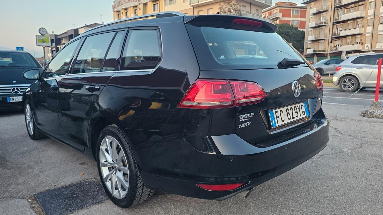 Volkswagen Golf Variant 1.6 TDI 110 CV Executive BlueMotion Technology