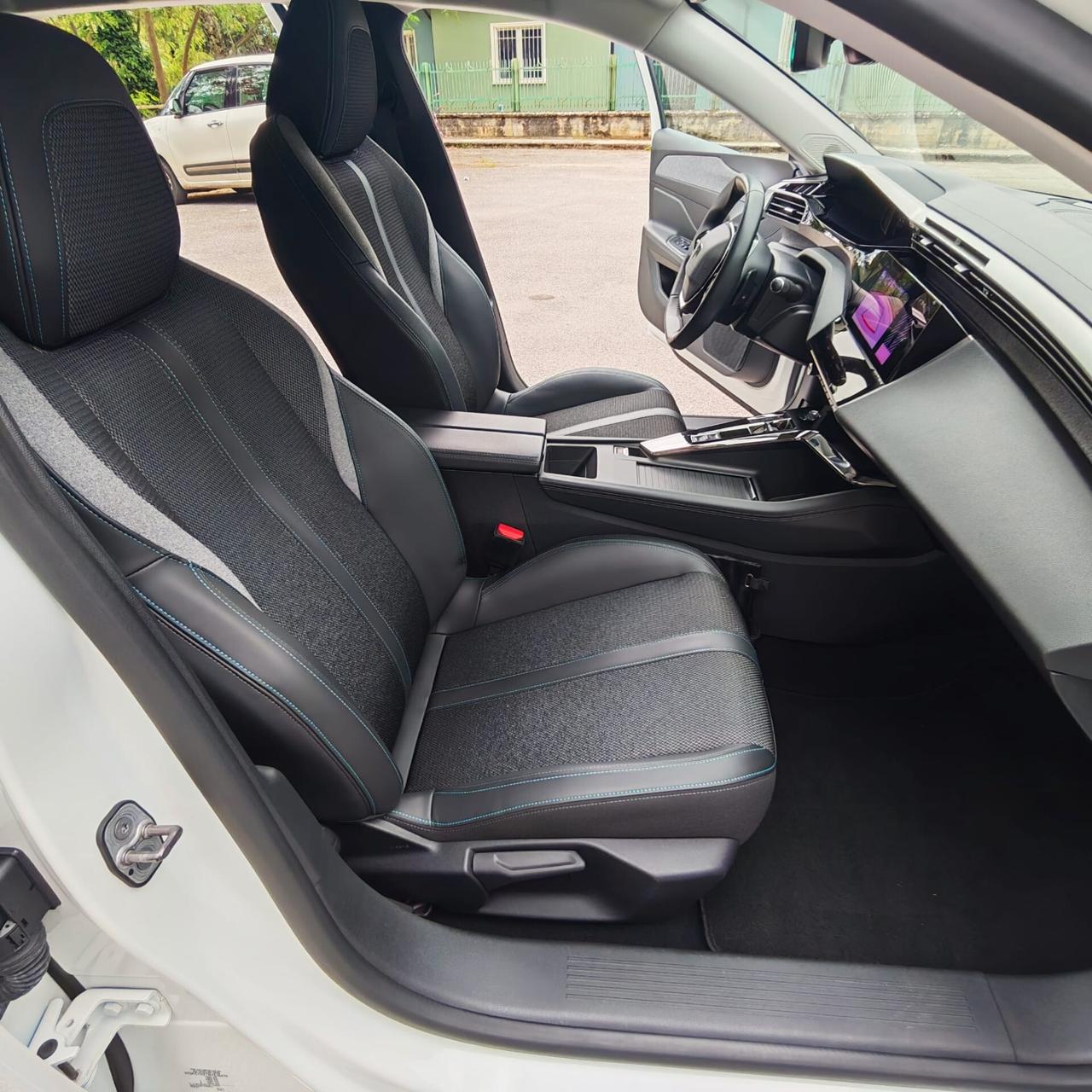 Peugeot 308 BlueHDi 130 S&S EAT8 SW Allure