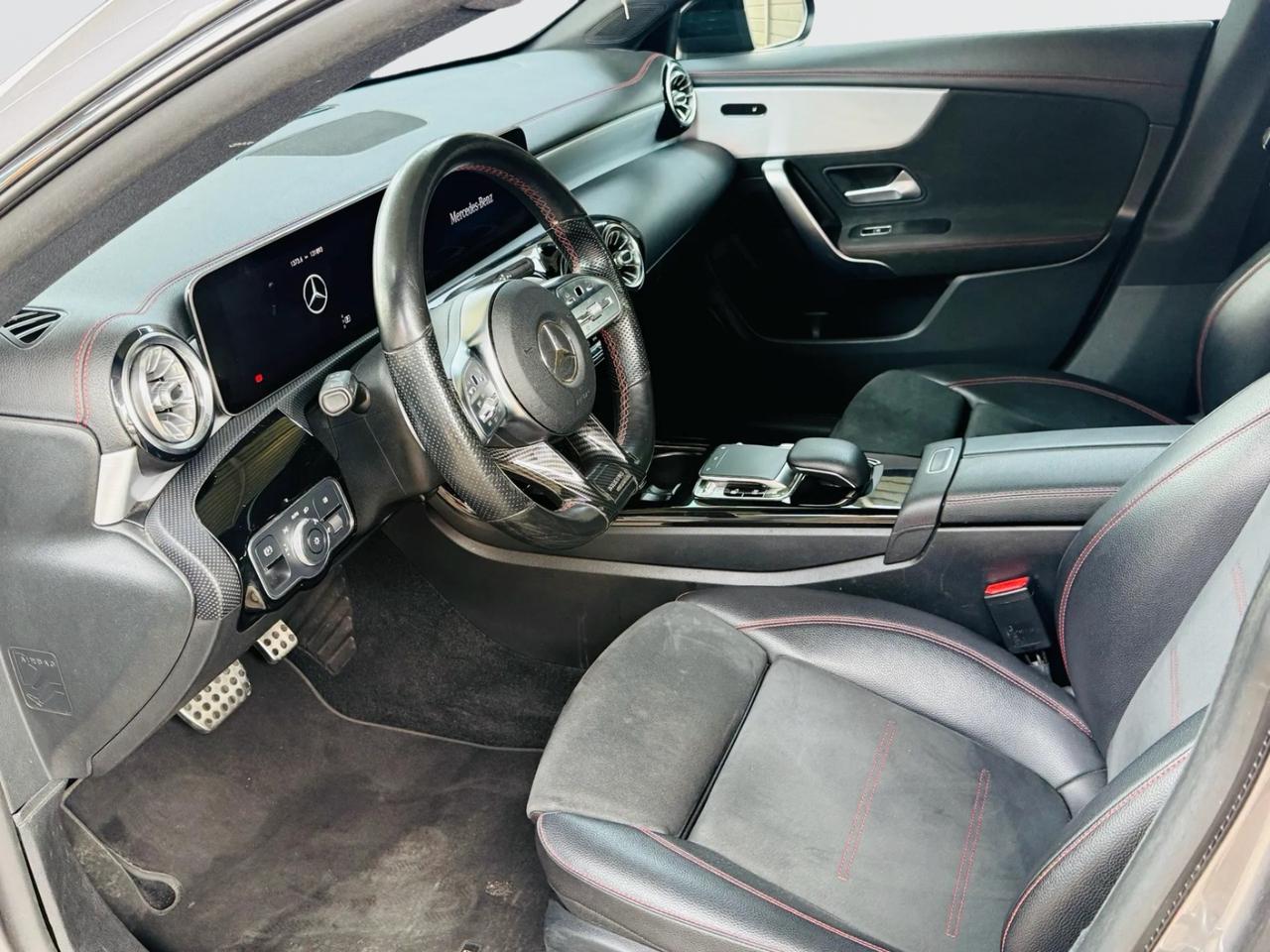 Mercedes-benz CLA 220 4MATIC 190 CV*MODELLO PREMIUM*SCARICHI SPORTIVI*APERTI*