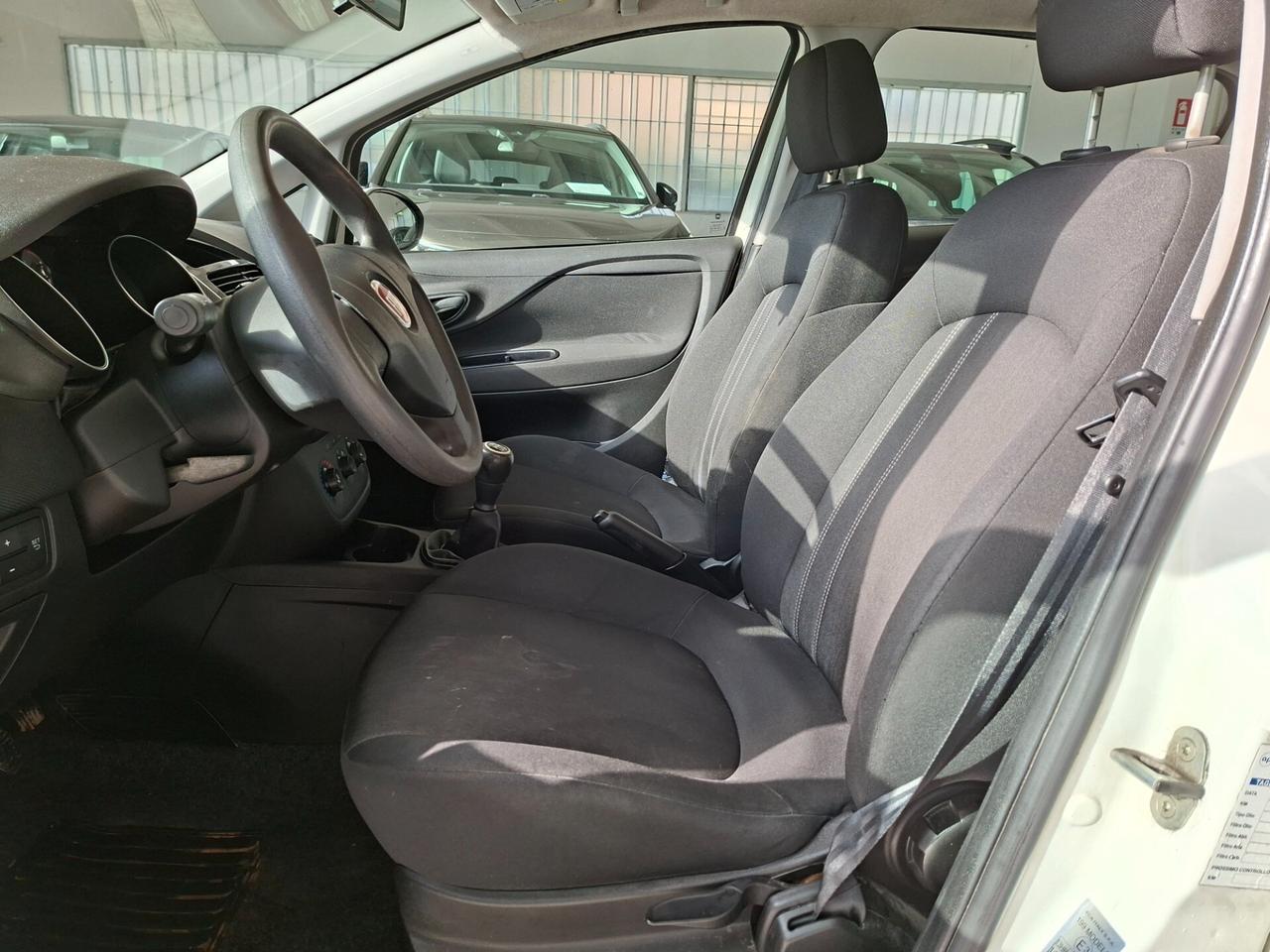 Fiat Punto 1.3 MJT II S&S 95 CV 5 porte Street