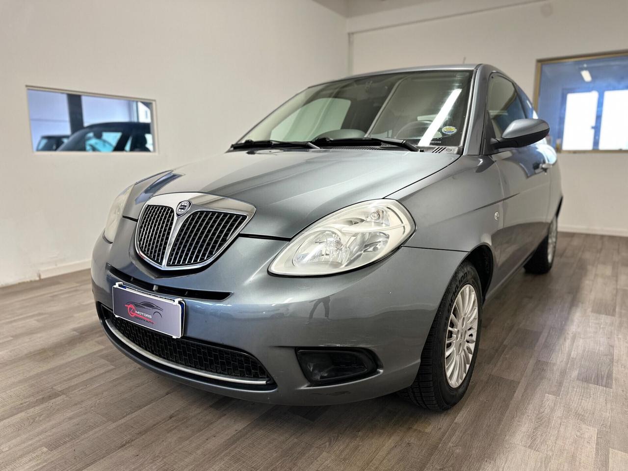 Lancia Ypsilon 1.2 GPL NEOPATENTATI