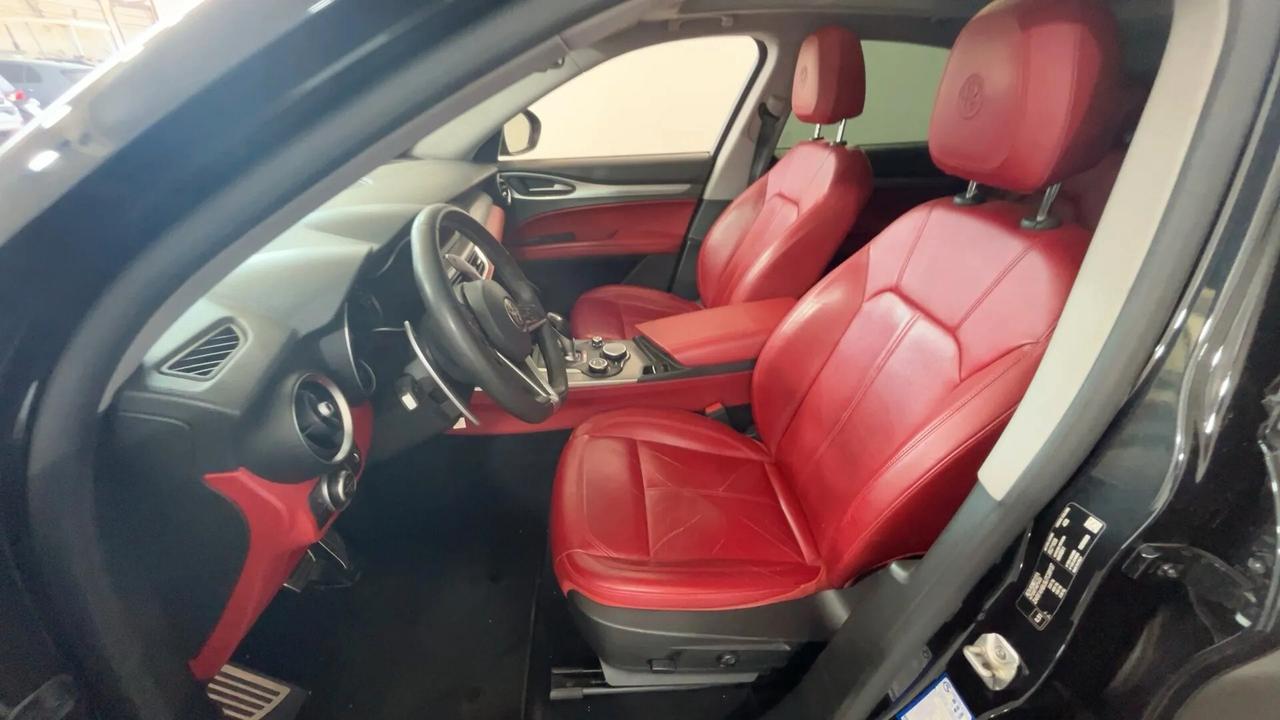 Alfa Romeo Stelvio 2.2 Turbodiesel 210 CV AT8 Q4 Executive