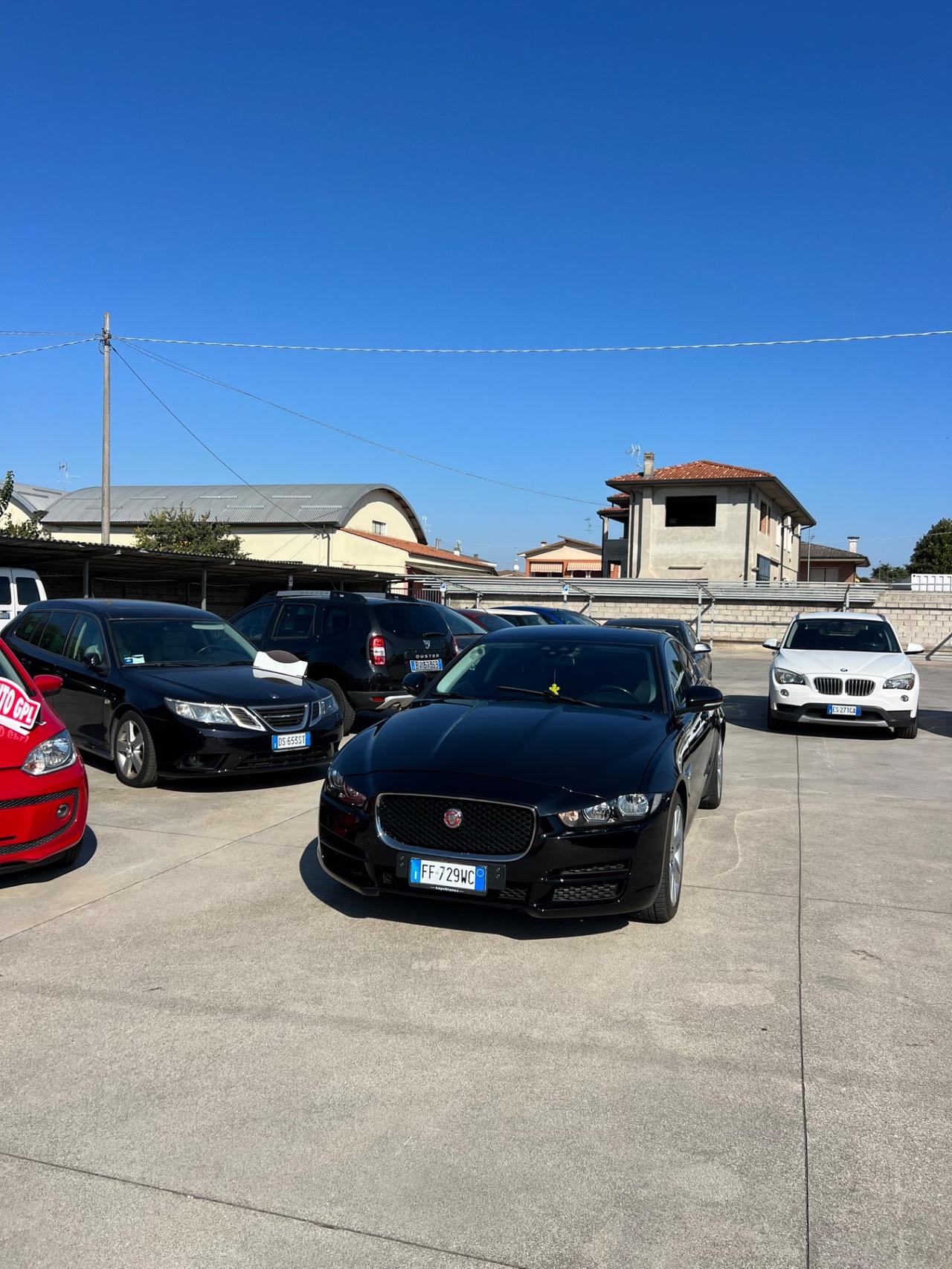 Jaguar XE 2.0 D Turbo 180CV Pure