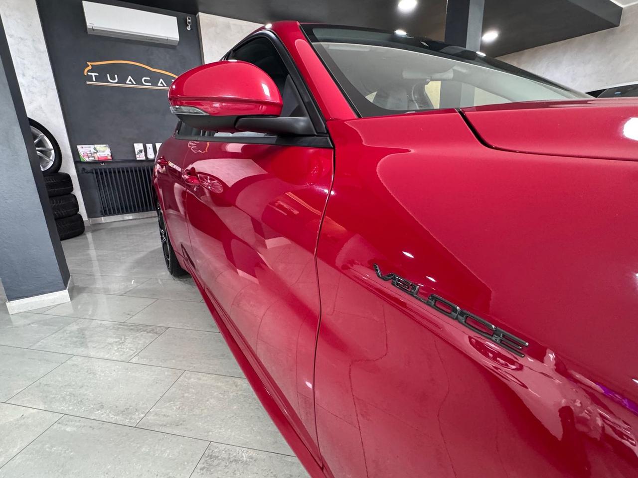 Alfa Romeo Giulia Veloce 2.0 Turbo #8750