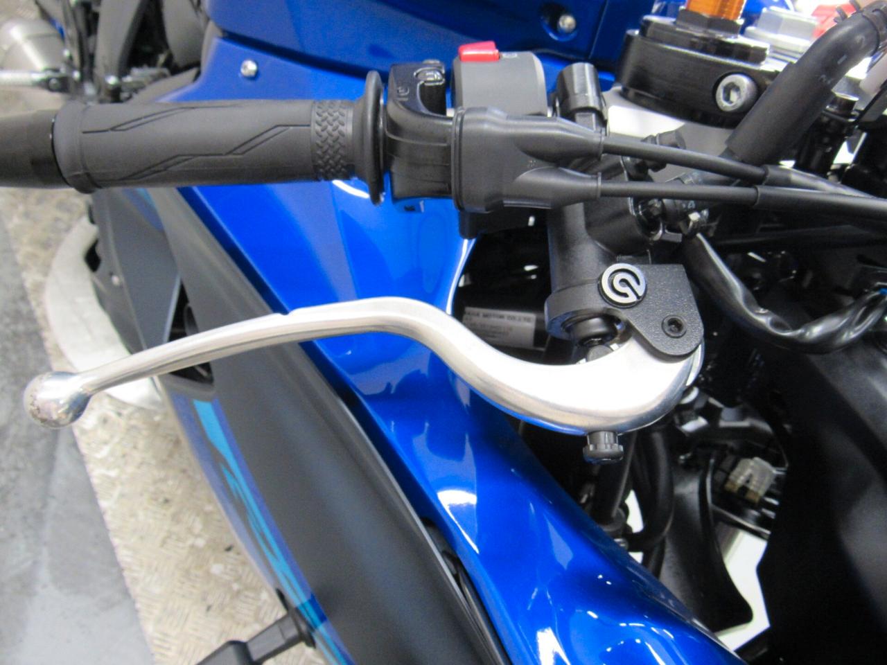 Yamaha YZF - R 7 ABS