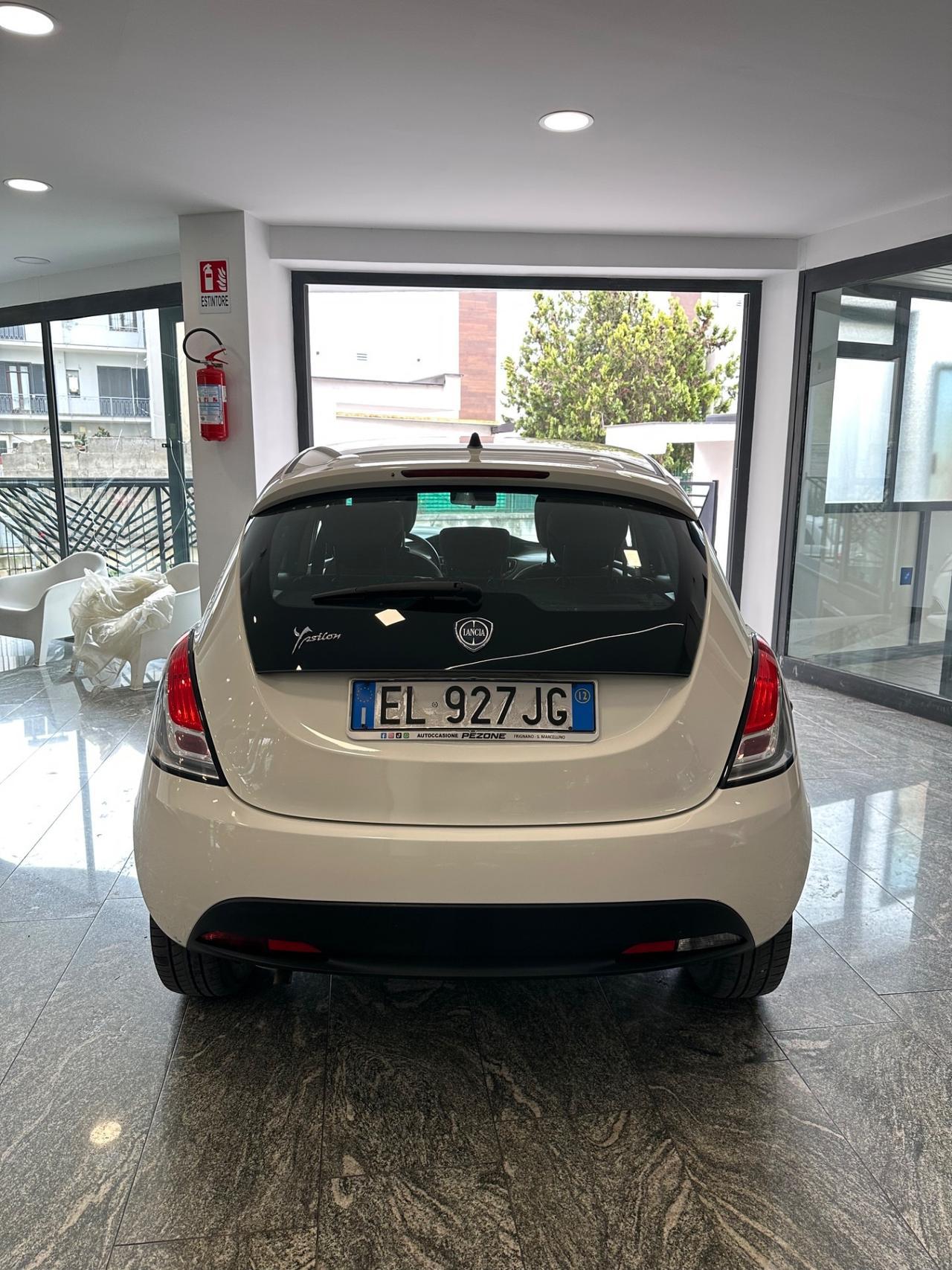 Lancia Ypsilon 1.2 69 CV 5 porte GPL Ecochic Gold